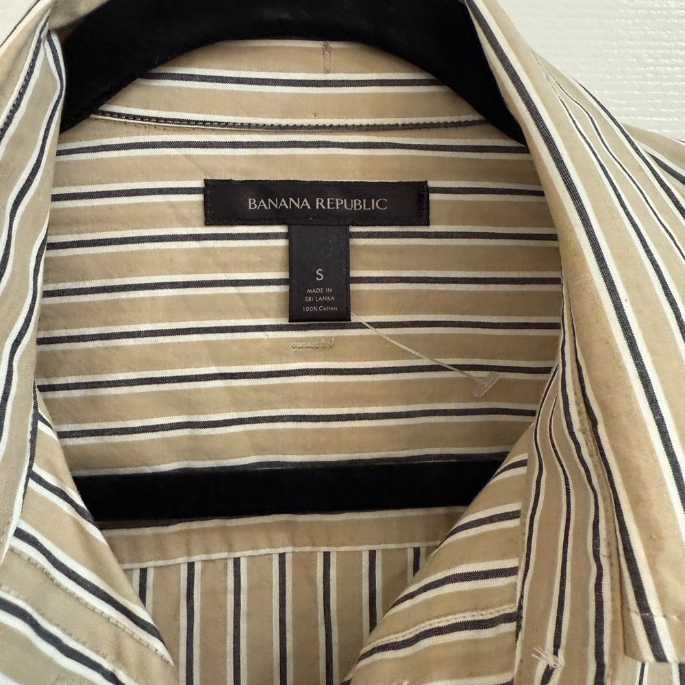 Banana Republic Beige and White Striped Button Down Shirt - Picture 2 of 4